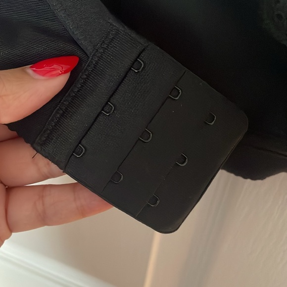 UNDERSTANCE Bra 🖤 - Picture 6 of 8